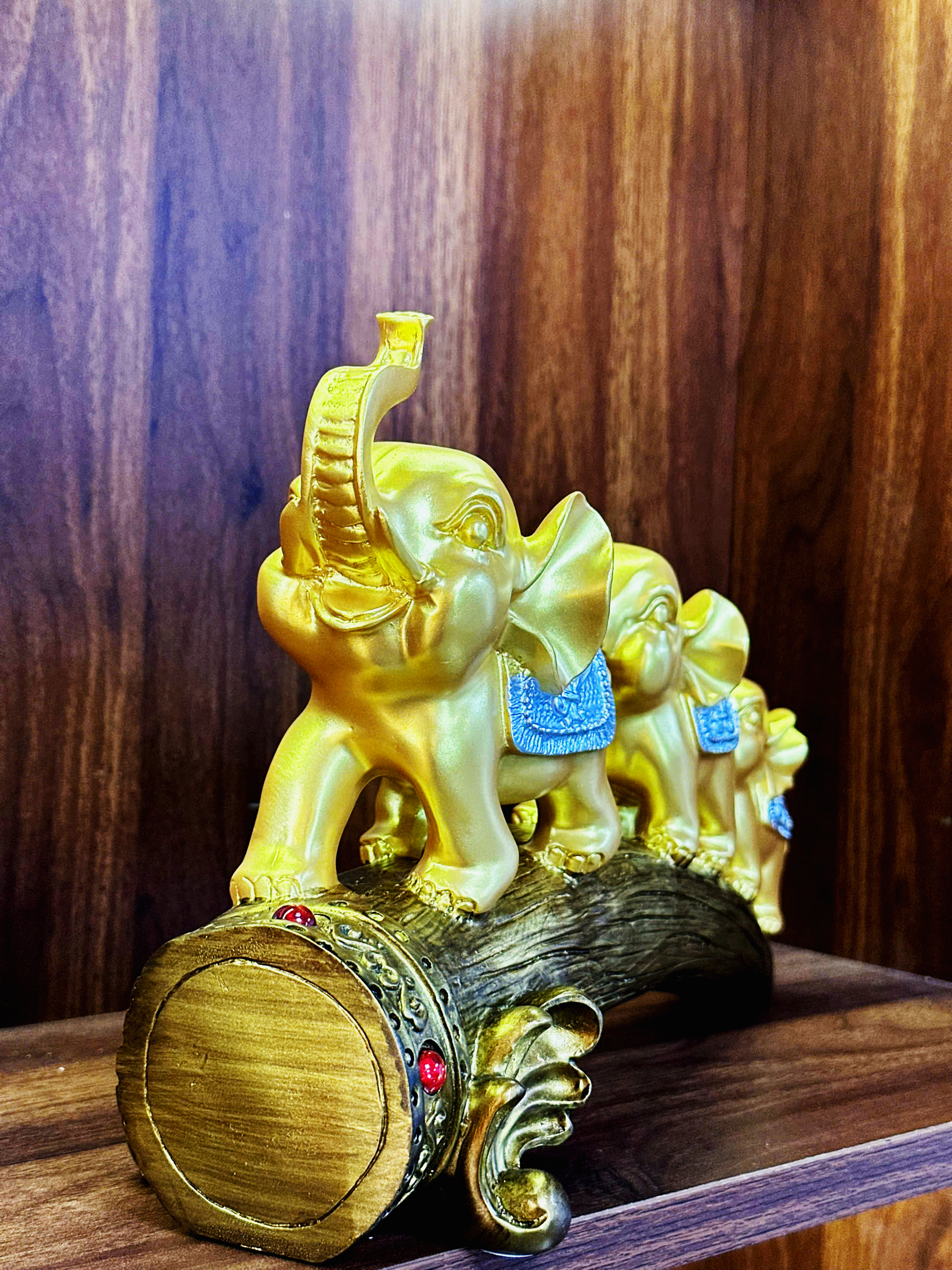 Tượng Gia Đình Voi Ấm Áp - Ảnh 3