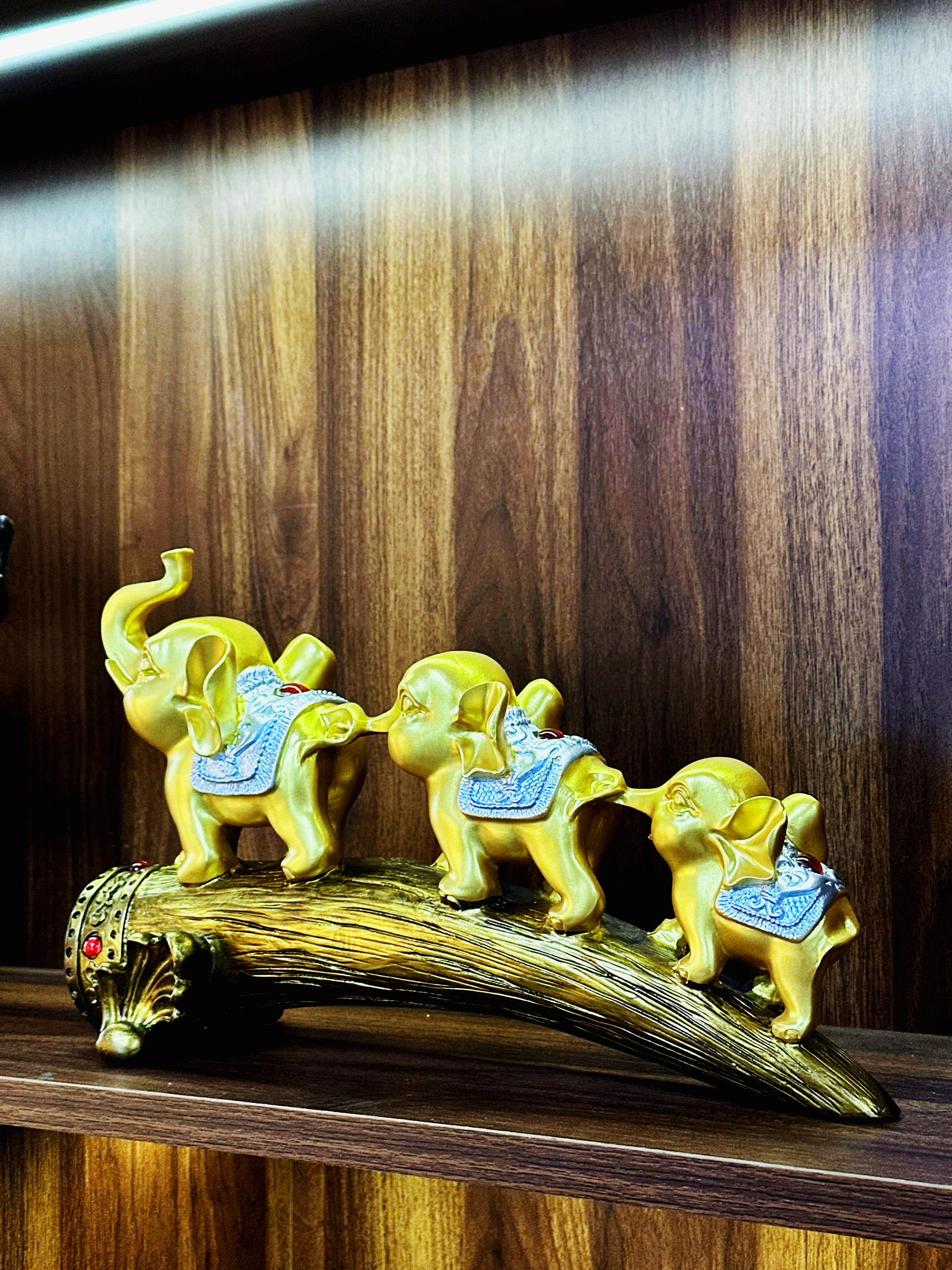 Tượng Gia Đình Voi Ấm Áp - Ảnh 4