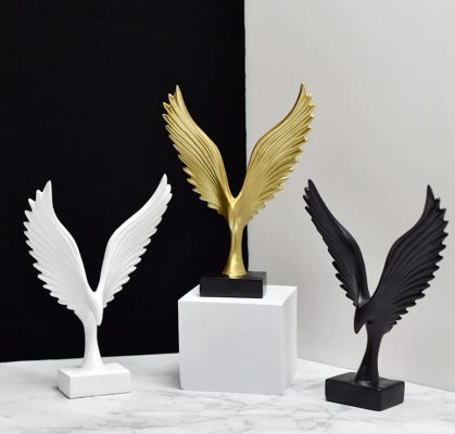 Tượng Đại Bàng Tung Cánh