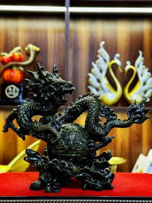 Tượng Địa Long Trấn Bảo