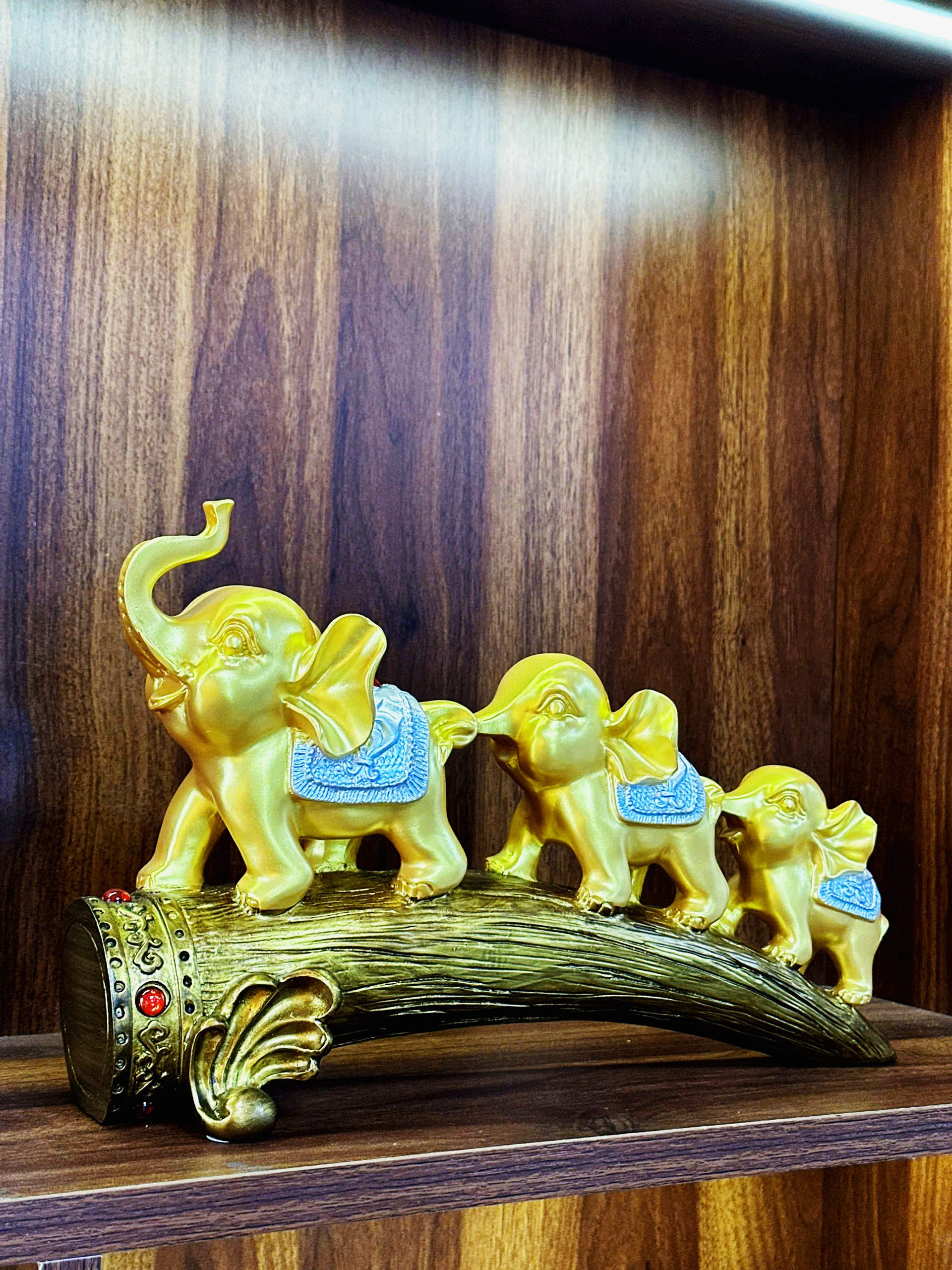 Tượng Gia Đình Voi Ấm Áp - Ảnh 9